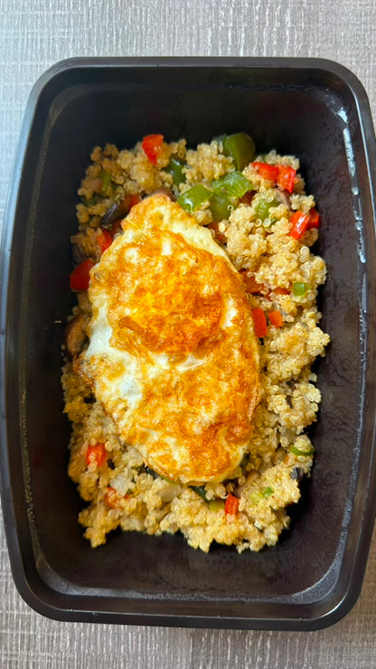 Quinoa & Fried Egg Power bowl